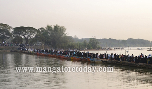 Boat bridge-1